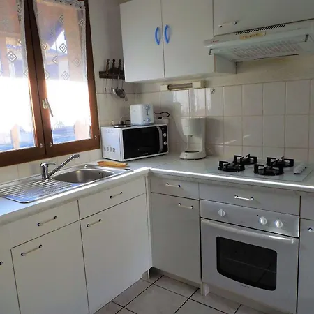 Mitoyenne 6 Pers Avec Terrasse, Bbq, Parking Et Wifi A Grau D'agde - Fr-1-423-179 Holiday home Le Grau-d'Agde