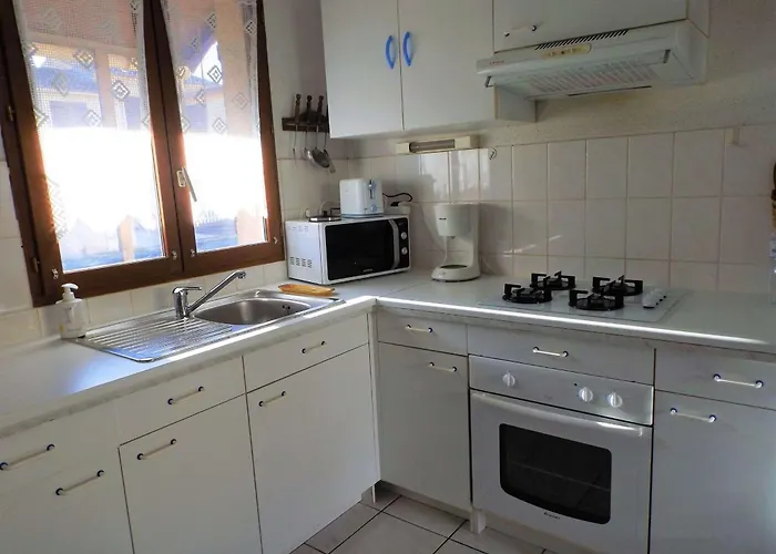 Mitoyenne 6 Pers Avec Terrasse, Bbq, Parking Et Wifi A Grau D'agde - Fr-1-423-179 펜션 Le Grau-dʼAgde